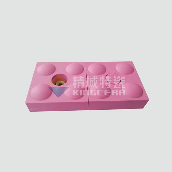 <b>高温抗攻击型陶瓷衬板(NMC-WK)</b>